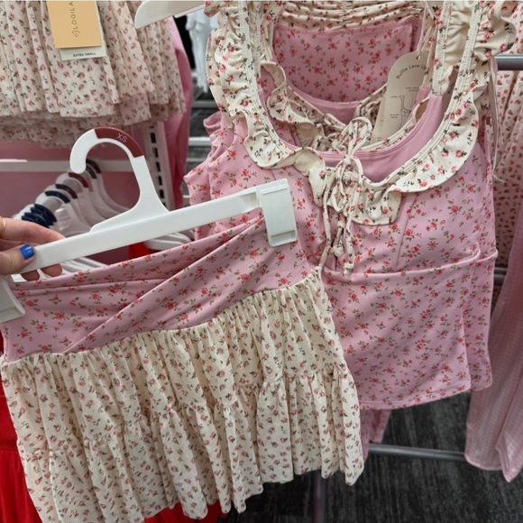 Blogilates 4 Piece Bundle - Picture 7 of 16